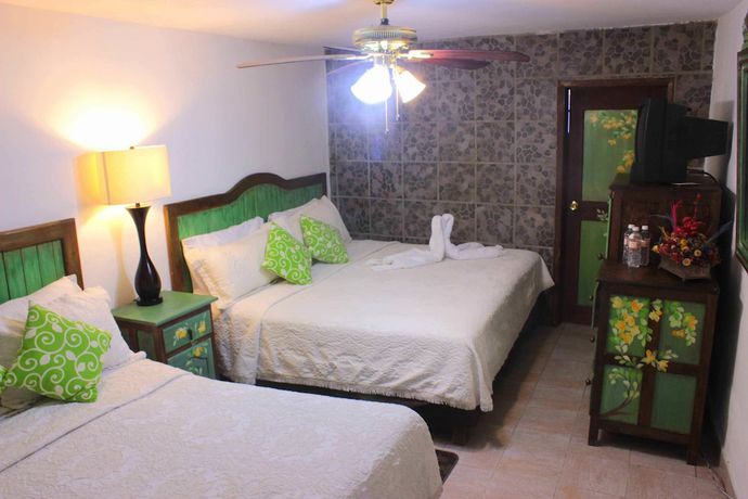 Imagen de la habitación del Hotel La Huerta, San Miguel de Allende. Foto 7