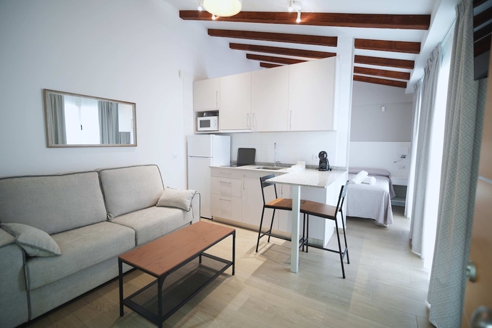 Imagen de la habitación del Hotel La Inmaculada Alojamientos. Foto 7