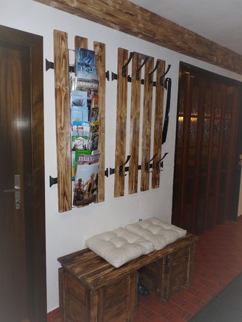Imagen de los interiores del Hotel La Irmania Pension. Foto 20