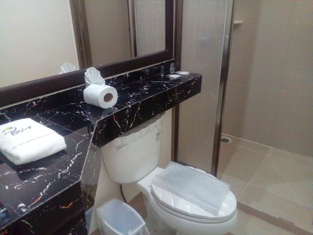 Imagen de la habitación del Hotel La Isla, Chabl&eacute;. Foto 12