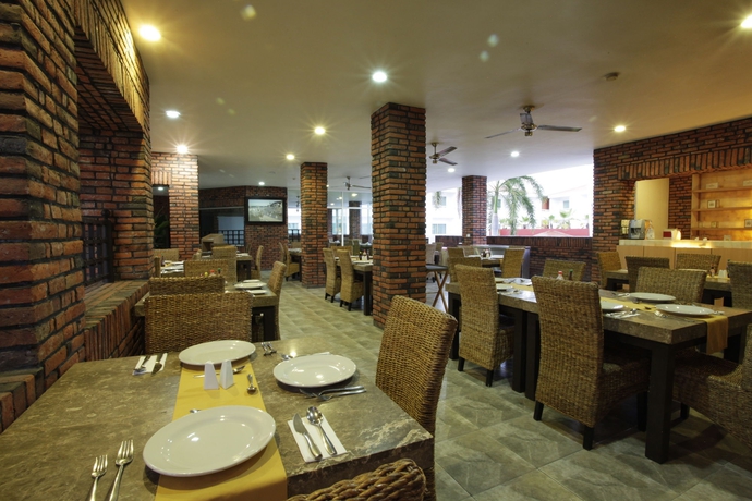 Imagen del bar/restaurante del Hotel La Isla Huatulco. Foto 2