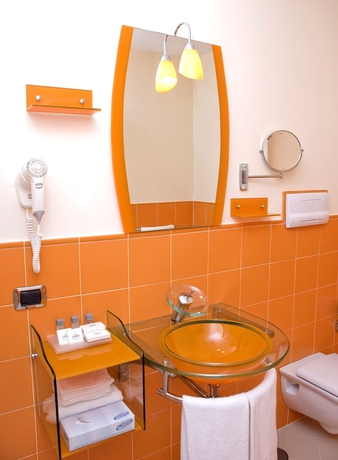 Imagen de la habitación del Hotel La Isla Resort, Pontecagnano Faiano. Foto 13
