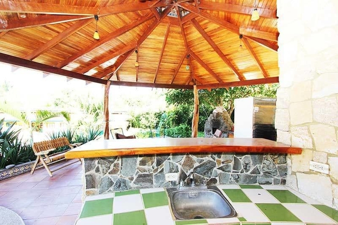 Imagen de los exteriores del Hotel La Jacaranda Luxury Condos. Foto 6