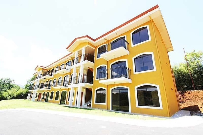 Imagen de los exteriores del Hotel La Jacaranda Luxury Condos. Foto 11