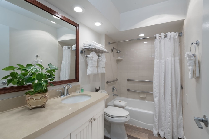 Imagen de la habitación del Hotel La Jolla Beach And Tennis Club. Foto 14