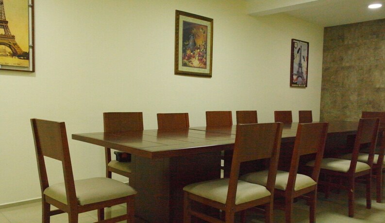 Imagen de los interiores del Hotel La Jolla Los Mochis. Foto 29