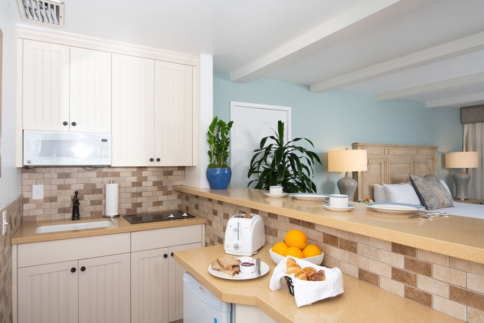 Imagen de la habitación del Hotel La Jolla Shores. Foto 5