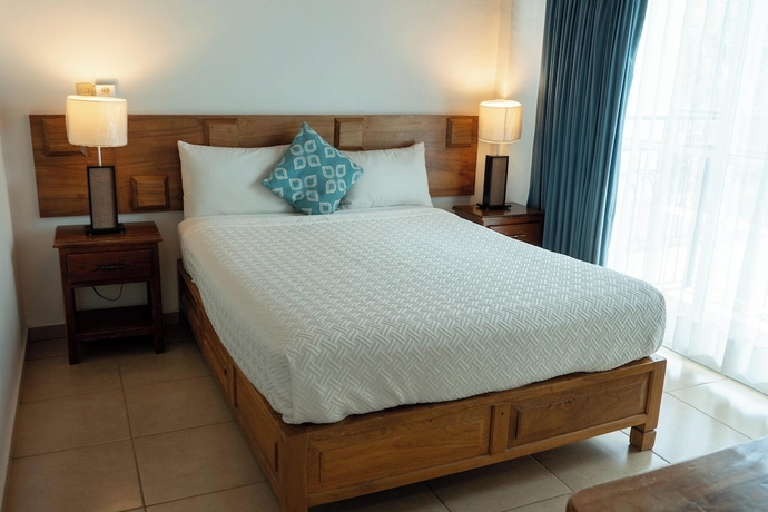 Imagen de la habitación del Hotel La Joya del Lago. Foto 5