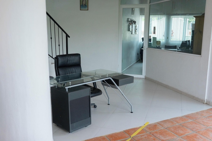 Imagen de los interiores del Hotel La Joya del Lago. Foto 16