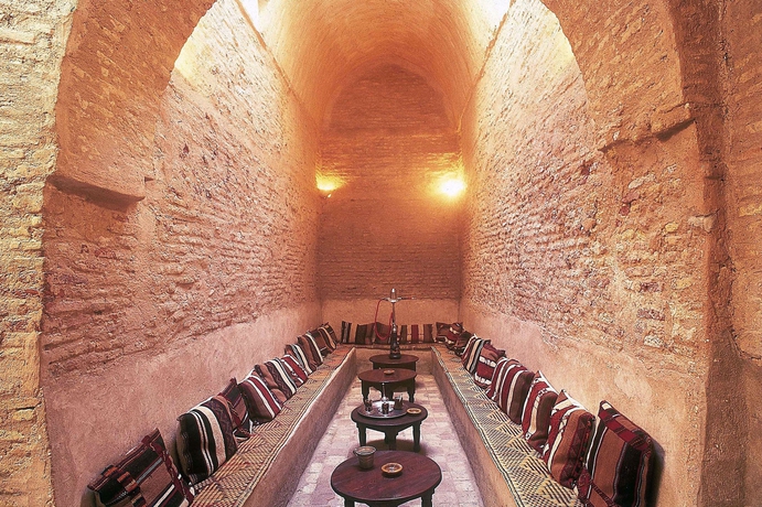 Imagen del bar/restaurante del Hotel La Kasbah. Foto 4