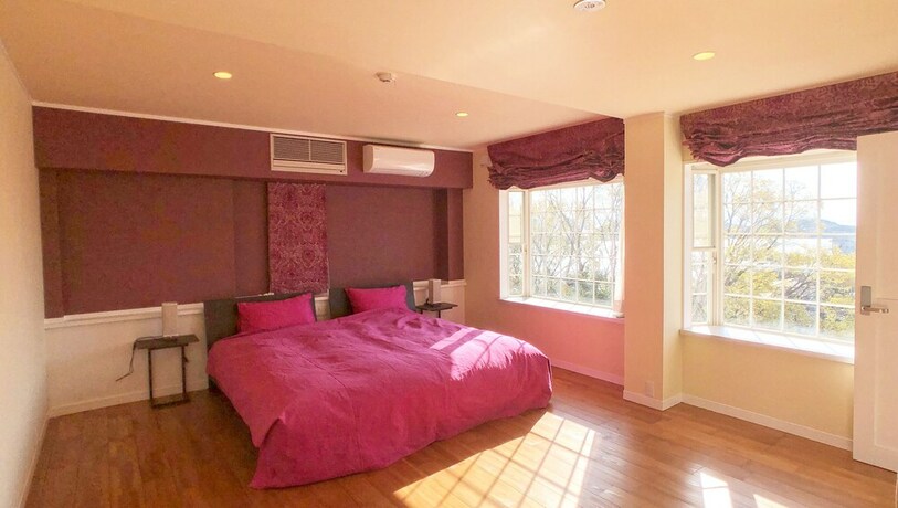 Imagen de la habitación del Hotel La Krasse Angelroad. Foto 29