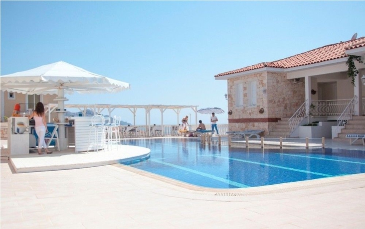 Imagen de la piscina del Hotel La Kumsal. Foto 13