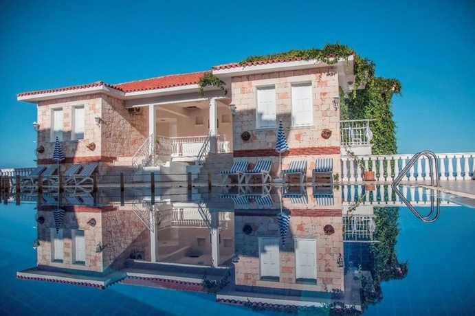 Imagen de los exteriores del Hotel La Kumsal. Foto 11