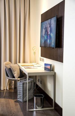 Imagen de la habitación del Hotel La Laguna Gran Hotel. Foto 6