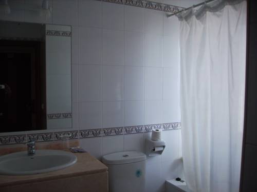 Imagen de la habitación del Hotel La Lancha. Foto 3