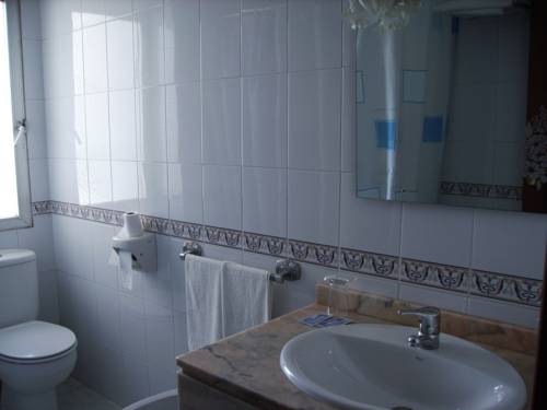 Imagen de la habitación del Hotel La Lancha. Foto 9