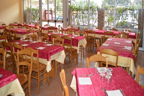 Imagen general del Hotel La Lanterna. Foto 2