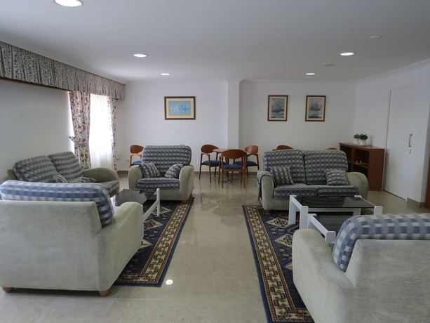 Imagen de los interiores del Hotel La Lanzada. Foto 17