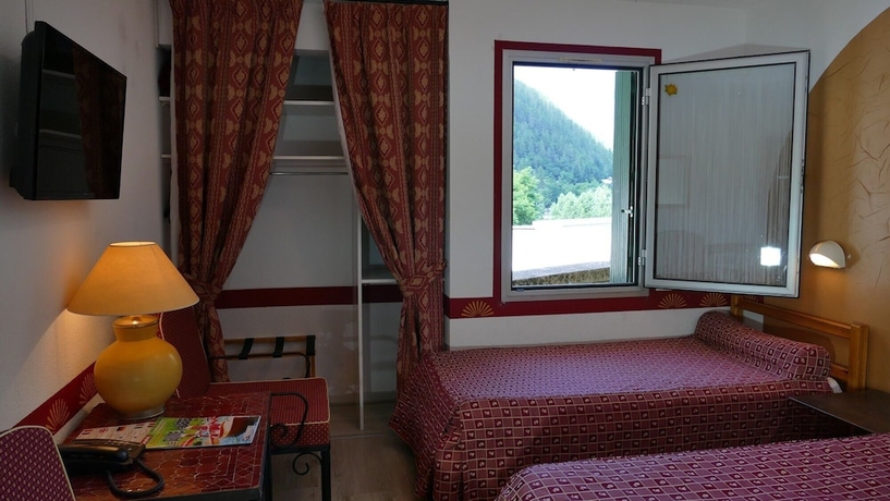 Imagen de la habitación del Hotel La Lauzetane. Foto 8