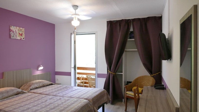 Imagen de la habitación del Hotel La Lauzetane. Foto 17