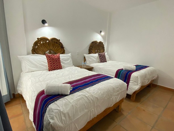 Imagen de la habitación del Hotel La Lejona. Foto 2