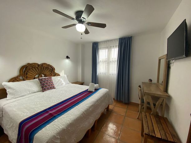 Imagen de la habitación del Hotel La Lejona. Foto 5