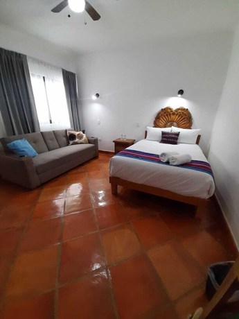 Imagen de la habitación del Hotel La Lejona. Foto 14