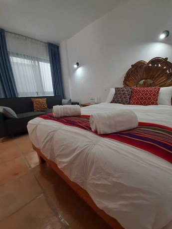 Imagen de la habitación del Hotel La Lejona. Foto 16
