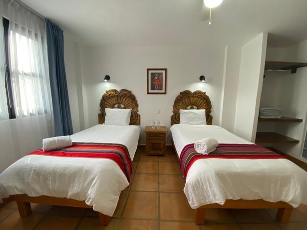 Imagen de la habitación del Hotel La Lejona. Foto 17