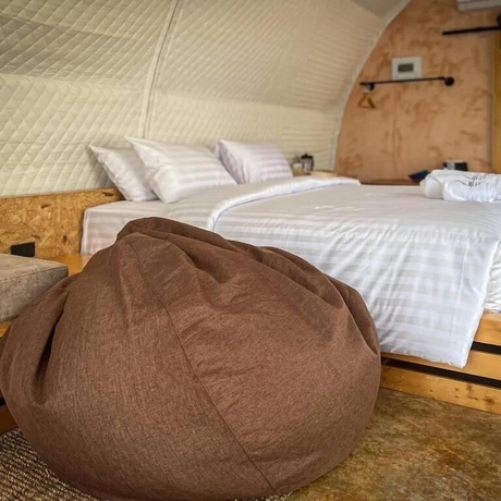 Imagen de la habitación del Hotel La Lev&eacute;e Resort. Foto 4