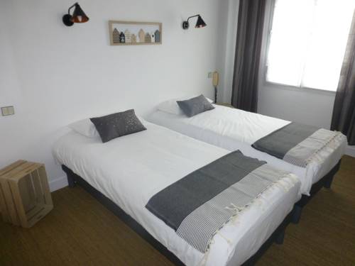 Imagen de la habitación del Hotel La Licorne, Carnac. Foto 3