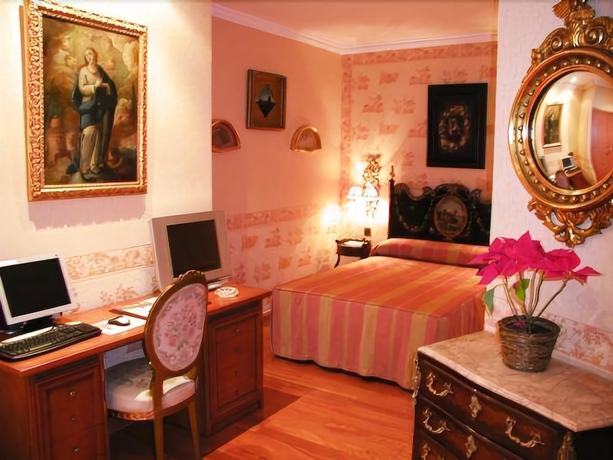 Imagen de la habitación del Hotel La Llave De La Judería. Foto 12