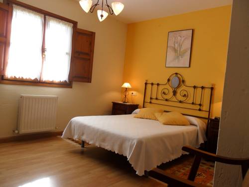 Imagen de la habitación del Hotel La Llosona. Foto 3