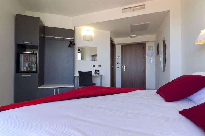 Imagen de la habitación del Hotel La Locanda, Cadrezzate. Foto 12