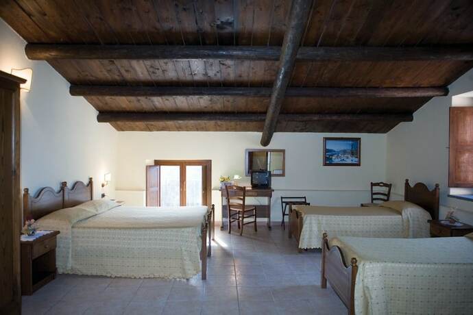 Imagen de la habitación del Hotel La Locanda di San Francesco. Foto 18