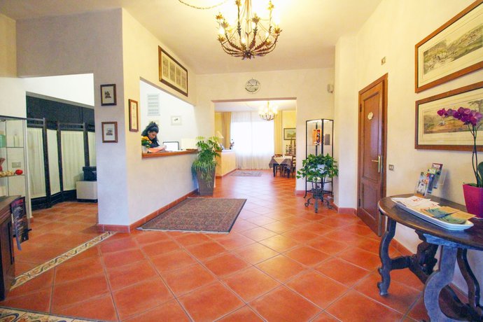 Imagen de los interiores del Hotel La Loggia Villa Gloria - Adults Only. Foto 18