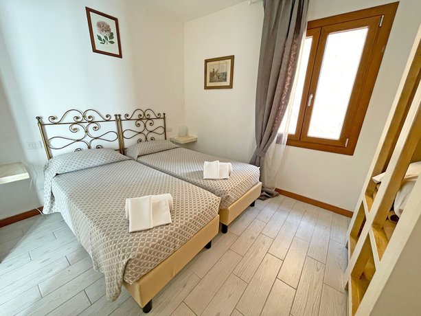 Imagen de la habitación del Hotel La Loggia Villa Gloria - Adults Only. Foto 4