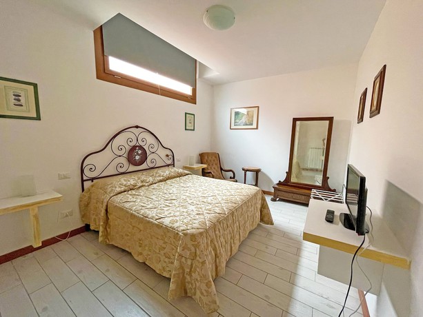 Imagen de la habitación del Hotel La Loggia Villa Gloria - Adults Only. Foto 17