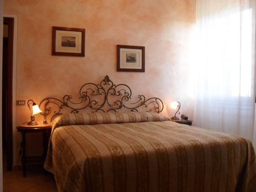 Imagen de la habitación del Hotel La Loggia - Villa Gloria. Foto 7