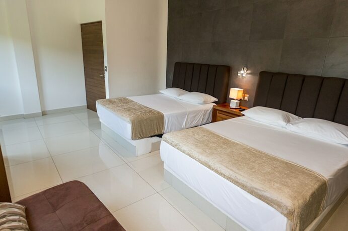 Imagen general del Hotel La Loma Suites. Foto 10