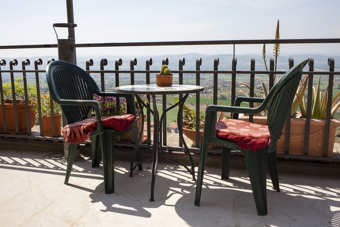 Imagen de los exteriores del Hotel La Luma. Foto 11