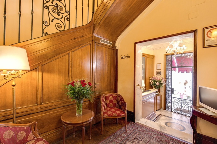 Imagen de los interiores del Hotel La Lumiere Di Piazza Di Spagna. Foto 10