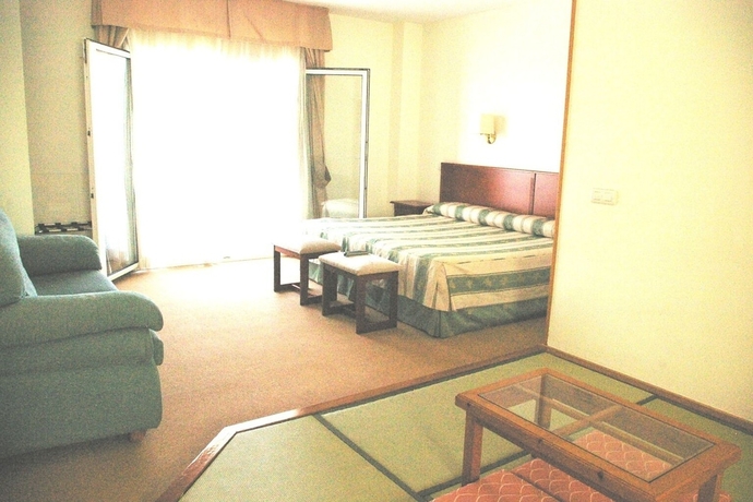 Imagen de la habitación del Hotel La Luna Blanca. Foto 12