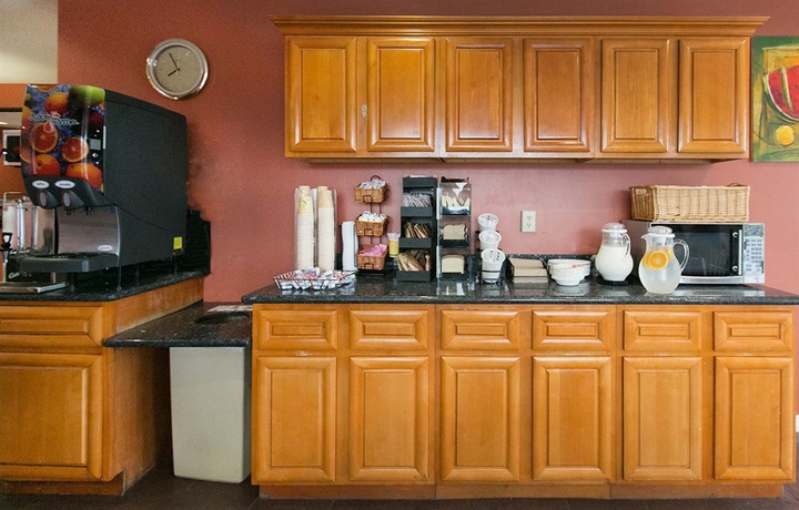 Imagen del bar/restaurante del Hotel La Luna Inn. Foto 5