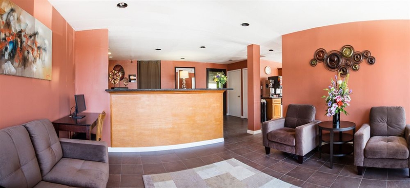 Imagen de los interiores del Hotel La Luna Inn. Foto 16