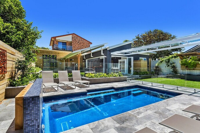 Imagen de la piscina del Hotel La Luna - Shoal Bay. Foto 20