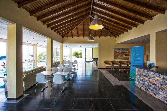 Imagen de los interiores del Hotel La Luna, Troulos. Foto 15