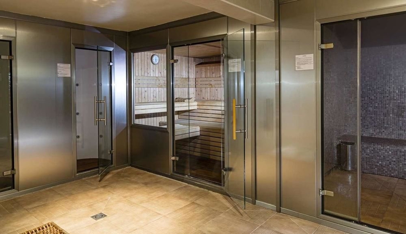 Imagen de la piscina del Hotel La Lune De Mougins. Foto 4