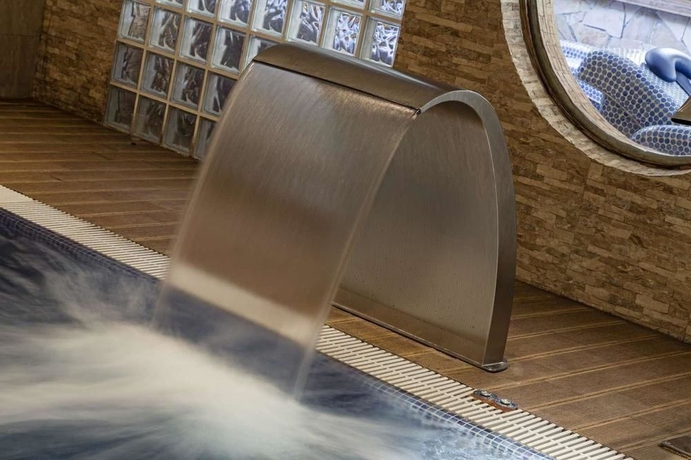 Imagen de la piscina del Hotel La Lune De Mougins. Foto 5