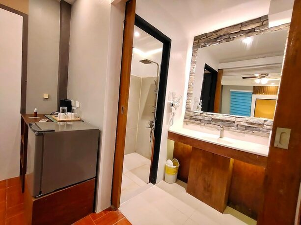 Imagen general del Hotel La Luz Beach Resort. Foto 14